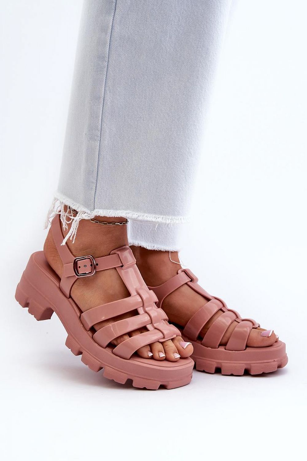 Sandals model 198043